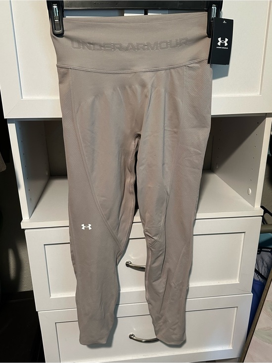 Under Armour Pants - NWT Under Armour Vanish Seamless Compression Leggings Taupe Size Medium